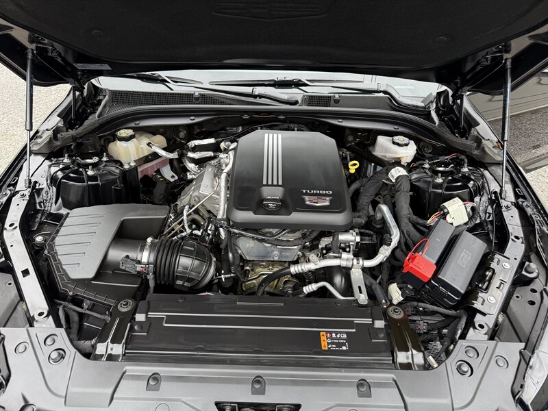 2022 Cadillac CT5 Sport photo 2