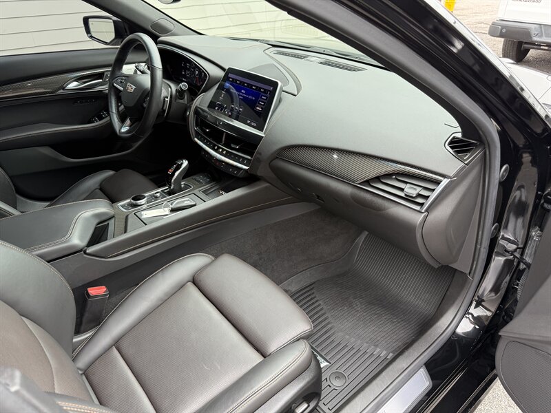 2022 Cadillac CT5 Sport - Photo 6 - Nashville, TN 37210