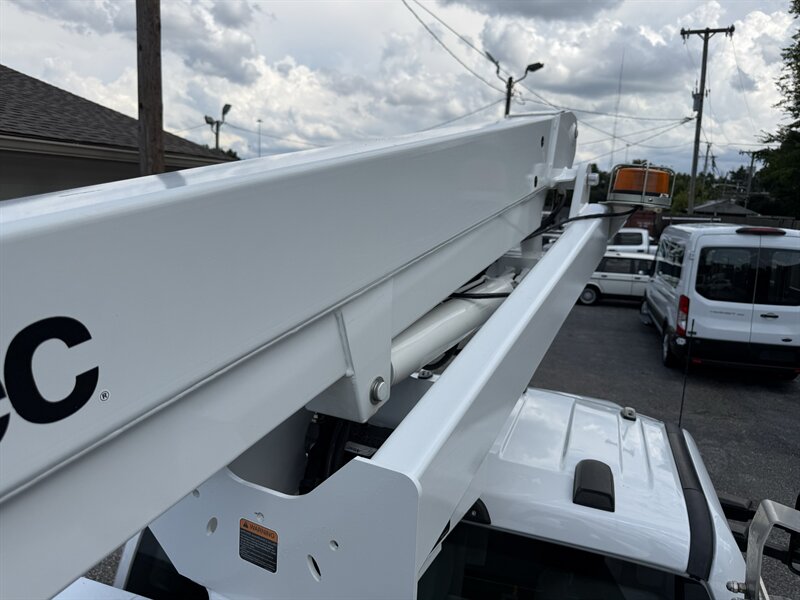 2022 Ford F-450 Super Duty - Photo 4 - Nashville, TN 37210