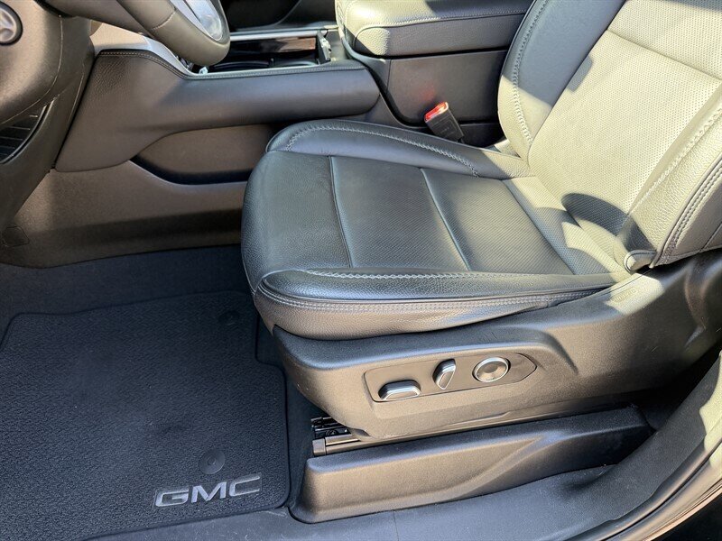 2023 GMC Yukon XL Denali - Photo 17 - Nashville, TN 37210