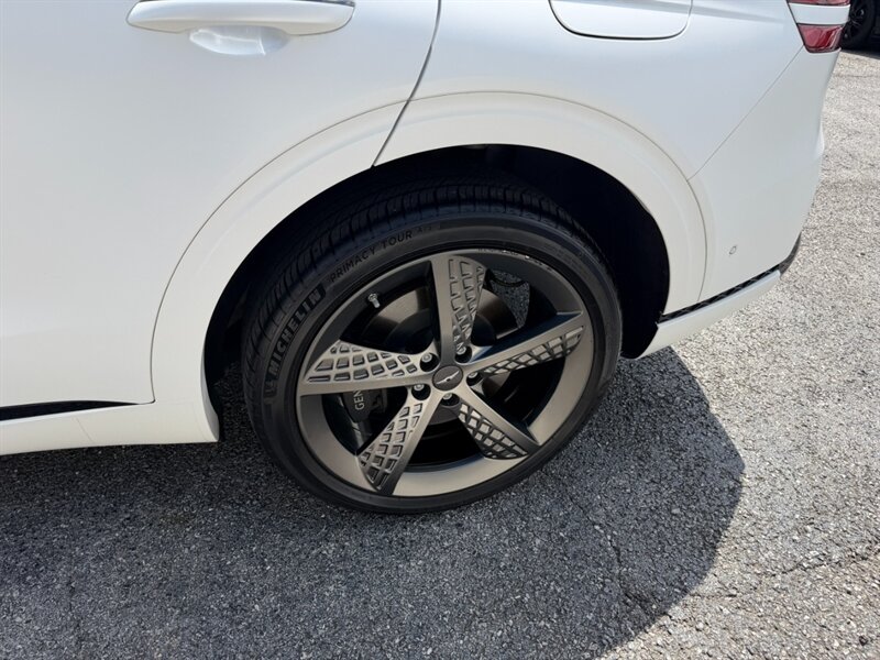 2024 Genesis GV70 2.5T Standard SPORT PRESTIGE - Photo 15 - Nashville, TN 37210