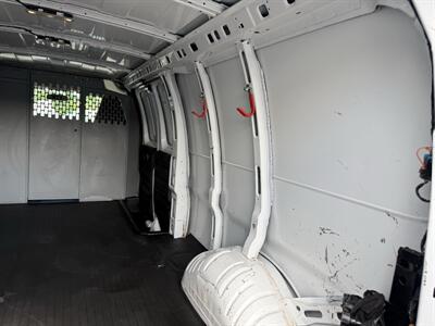 2022 Chevrolet Express 3500   - Photo 10 - Nashville, TN 37210
