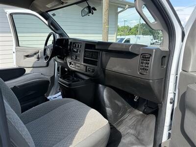 2022 Chevrolet Express 3500   - Photo 20 - Nashville, TN 37210