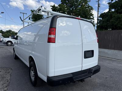 2022 Chevrolet Express 3500   - Photo 2 - Nashville, TN 37210