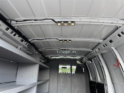 2022 Chevrolet Express 3500   - Photo 11 - Nashville, TN 37210