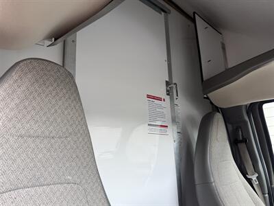 2022 Chevrolet Express 3500 - Photo 6 - Nashville, TN 37210