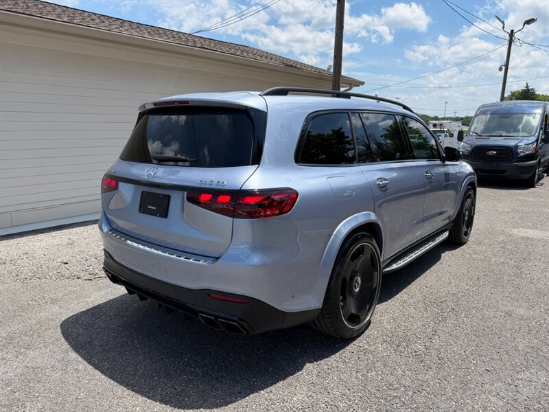 2025 Mercedes-Benz GLS AMG GLS 63 - Photo 13 - Nashville, TN 37210