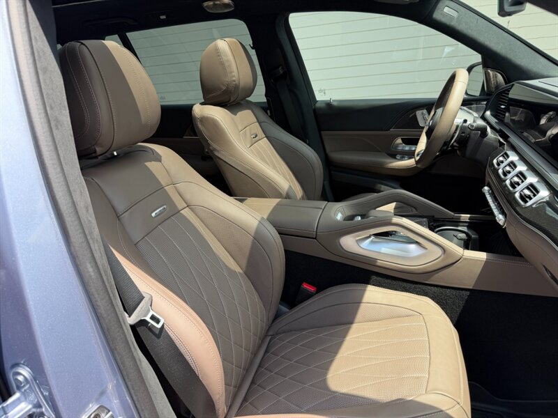 2025 Mercedes-Benz GLS AMG GLS 63 - Photo 49 - Nashville, TN 37210