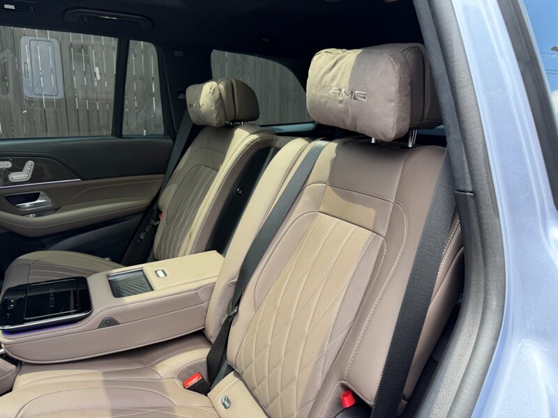 2025 Mercedes-Benz GLS AMG GLS 63 - Photo 35 - Nashville, TN 37210