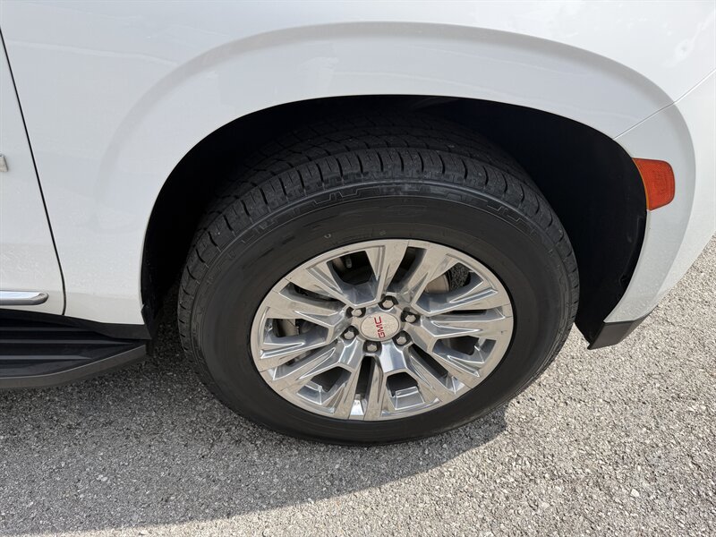 2022 GMC Yukon XL Denali - Photo 13 - Nashville, TN 37210