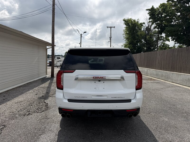 2022 GMC Yukon XL Denali - Photo 9 - Nashville, TN 37210