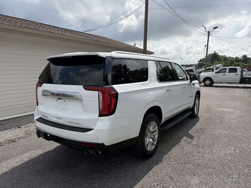 2022 GMC Yukon XL Denali - Photo 10 - Nashville, TN 37210