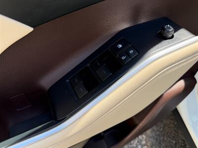 2021 Toyota Highlander Hybrid XLE   - Photo 18 - Nashville, TN 37210