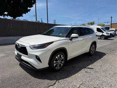 2021 Toyota Highlander Hybrid XLE   - Photo 6 - Nashville, TN 37210