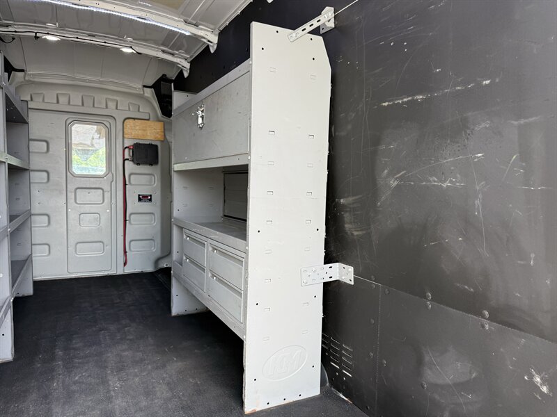 2021 Ford Transit 350 - Photo 32 - Nashville, TN 37210