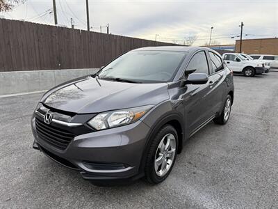 2017 Honda HR-V LX   - Photo 5 - Nashville, TN 37210