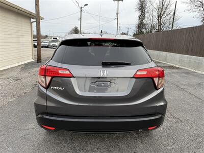 2017 Honda HR-V LX   - Photo 7 - Nashville, TN 37210