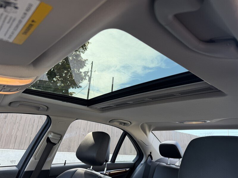 2011 Mercedes-Benz C 300 Luxury - Photo 18 - Nashville, TN 37210