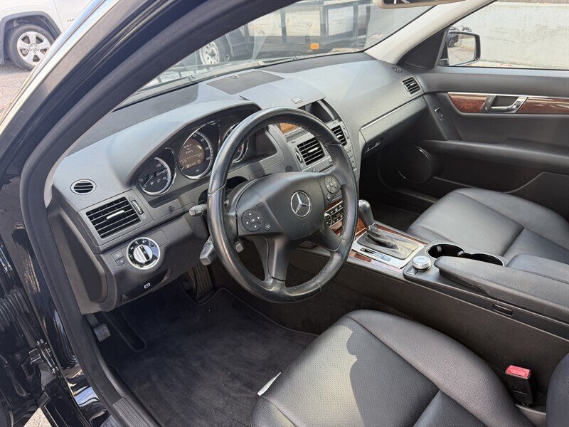 2011 Mercedes-Benz C 300 Luxury - Photo 19 - Nashville, TN 37210