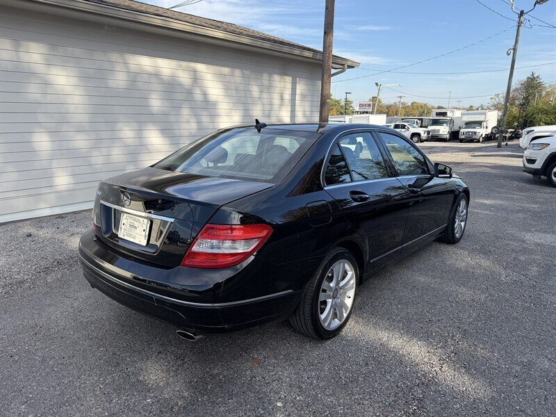 2011 Mercedes-Benz C 300 Luxury - Photo 9 - Nashville, TN 37210