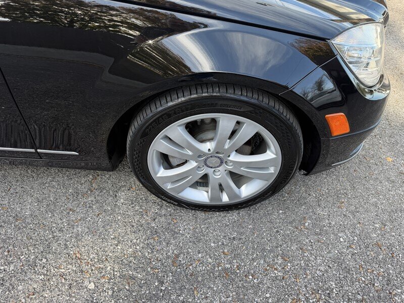 2011 Mercedes-Benz C 300 Luxury - Photo 11 - Nashville, TN 37210