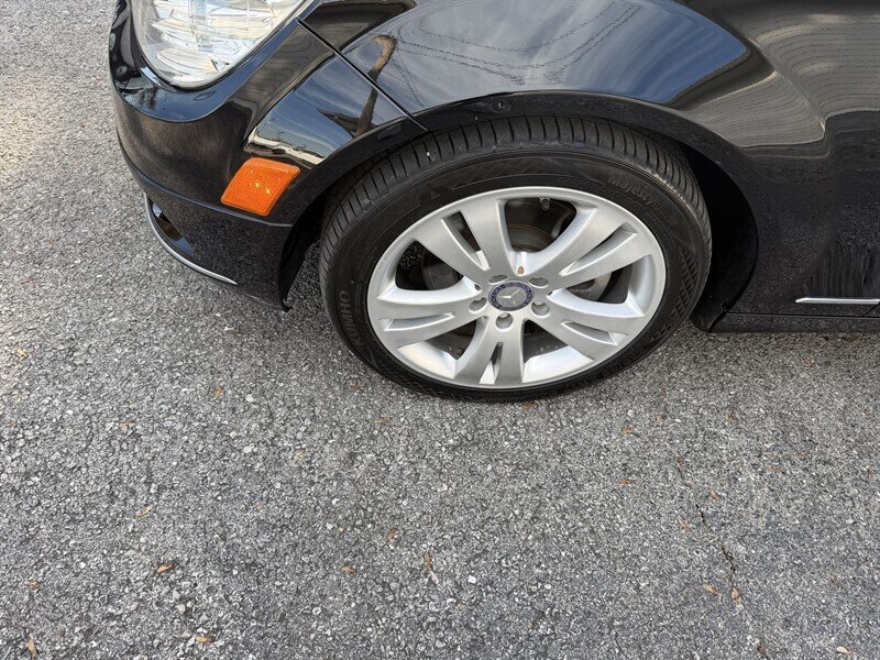2011 Mercedes-Benz C 300 Luxury - Photo 12 - Nashville, TN 37210