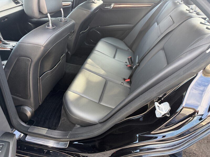 2011 Mercedes-Benz C 300 Luxury - Photo 20 - Nashville, TN 37210
