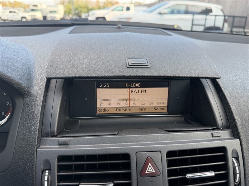 2011 Mercedes-Benz C 300 Luxury - Photo 27 - Nashville, TN 37210