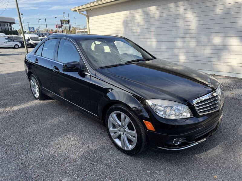 2011 Mercedes-Benz C 300 Luxury - Photo 2 - Nashville, TN 37210