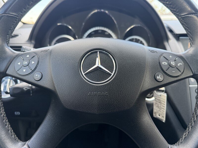 2011 Mercedes-Benz C 300 Luxury - Photo 25 - Nashville, TN 37210