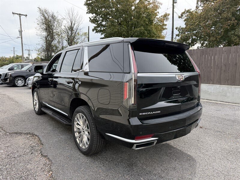 2021 Cadillac Escalade Premium Luxury   - Photo 8 - Nashville, TN 37210