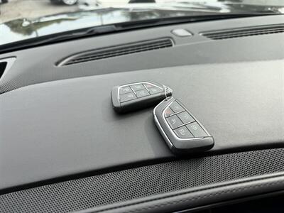 2021 Cadillac Escalade Premium Luxury   - Photo 38 - Nashville, TN 37210
