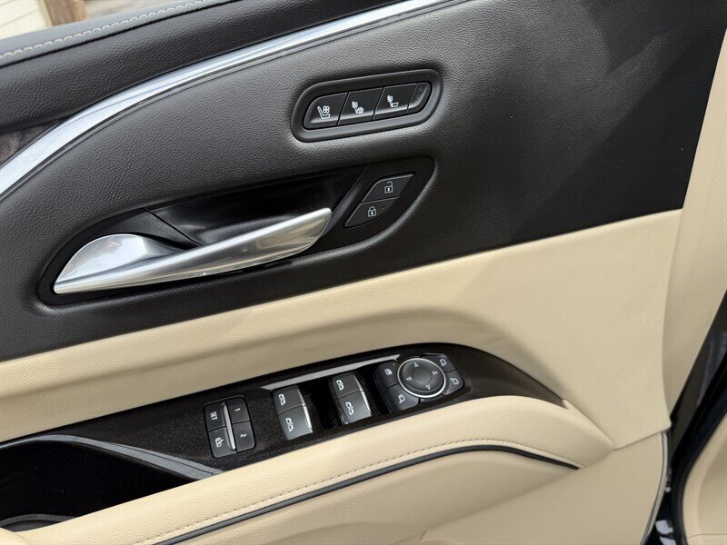 2021 Cadillac Escalade Premium Luxury   - Photo 15 - Nashville, TN 37210