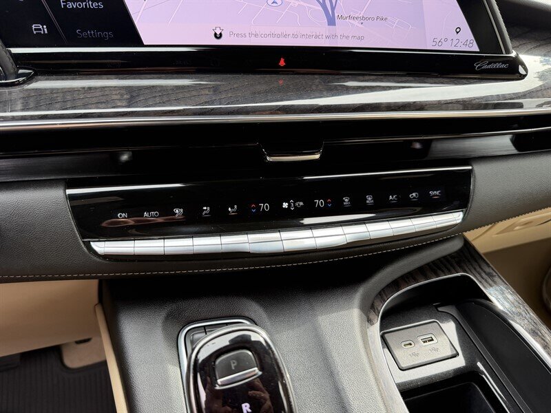2021 Cadillac Escalade Premium Luxury   - Photo 41 - Nashville, TN 37210