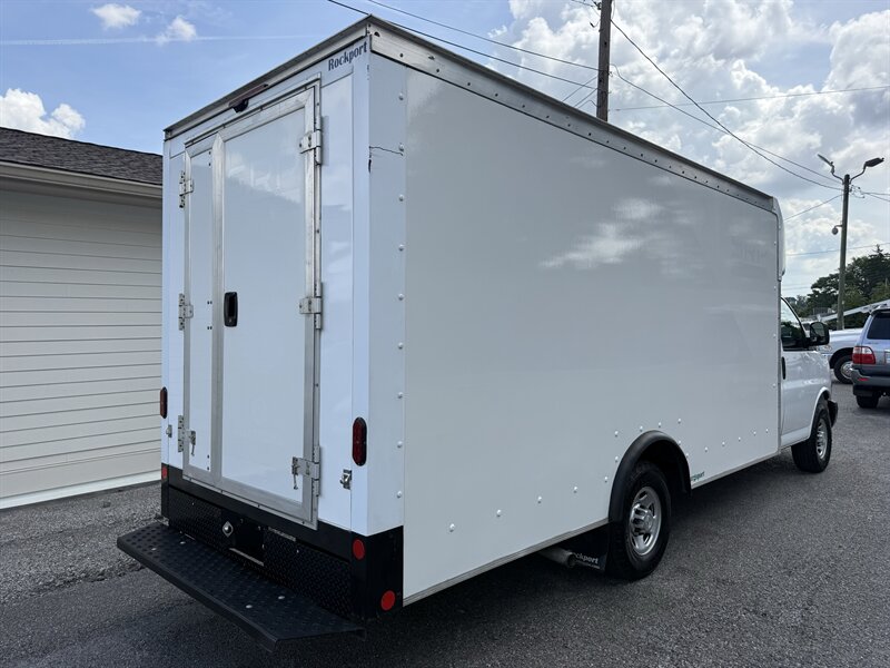 2021 Chevrolet Express 3500 - Photo 19 - Nashville, TN 37210