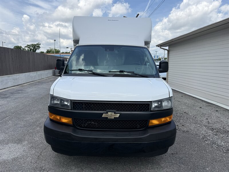 2021 Chevrolet Express 3500 - Photo 3 - Nashville, TN 37210