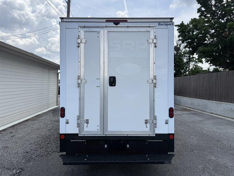 2021 Chevrolet Express 3500 - Photo 21 - Nashville, TN 37210