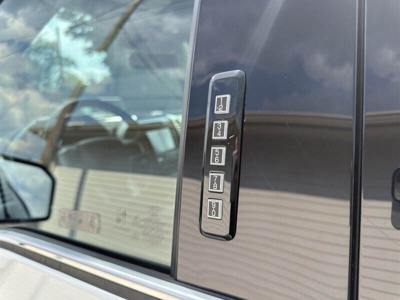 2020 Ford F-150 King Ranch photo 15