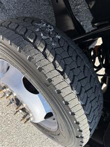 2019 Ford F-450 Super Duty XL   - Photo 15 - Nashville, TN 37210