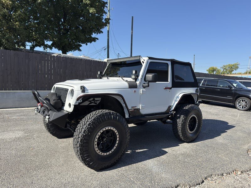 2013 Jeep Wrangler Rubicon Anniversary Edition photo 3