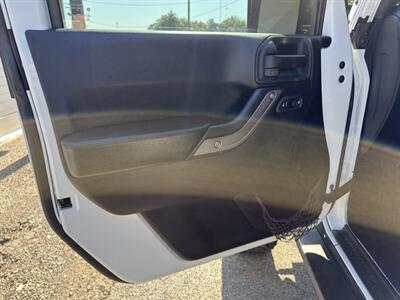 2013 Jeep Wrangler Rubicon 10th Anniversary   - Photo 19 - Nashville, TN 37210