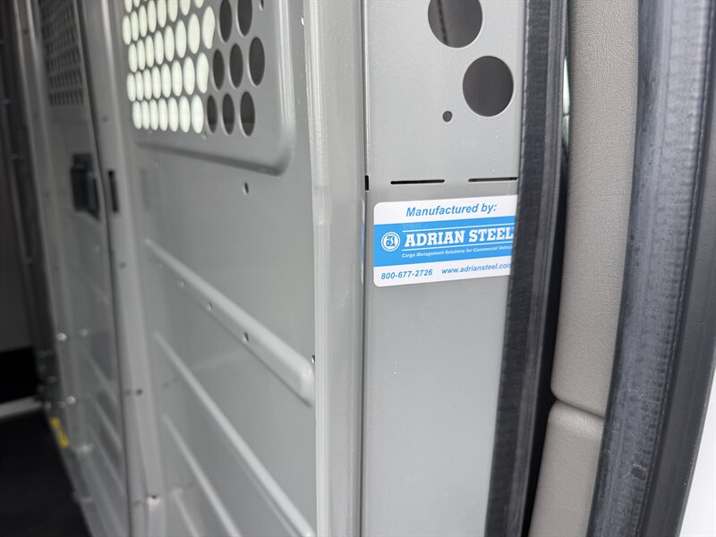 2022 GMC Savana 2500 CARGO VAN - Photo 26 - Nashville, TN 37210