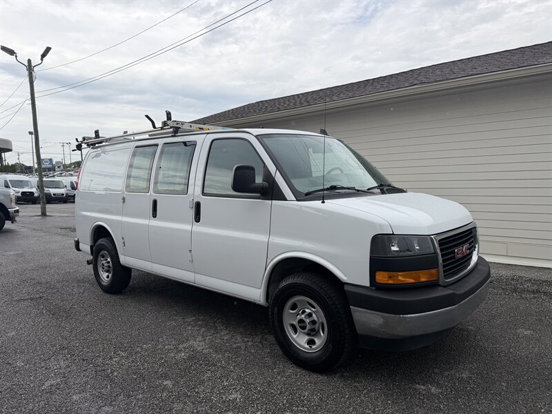2022 GMC Savana 2500 CARGO VAN - Photo 2 - Nashville, TN 37210