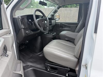 2022 GMC Savana 2500 CARGO VAN - Photo 18 - Nashville, TN 37210