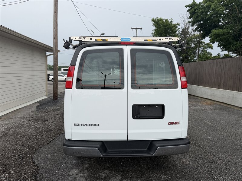 2022 GMC Savana 2500 CARGO VAN - Photo 9 - Nashville, TN 37210