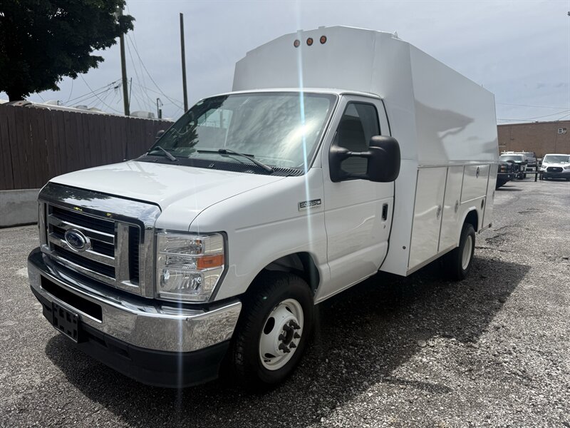 2023 Ford E-350 SD - Photo 10 - Nashville, TN 37210