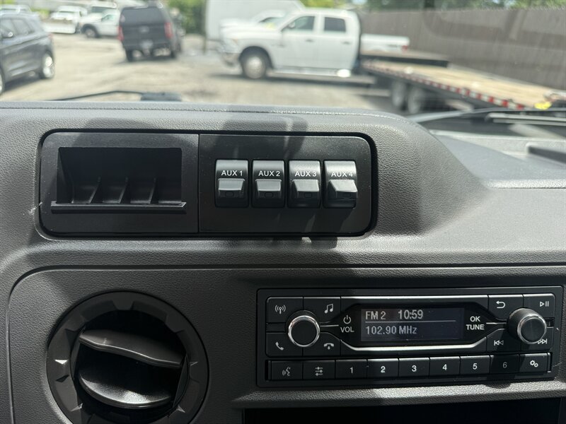 2023 Ford E-350 SD - Photo 50 - Nashville, TN 37210