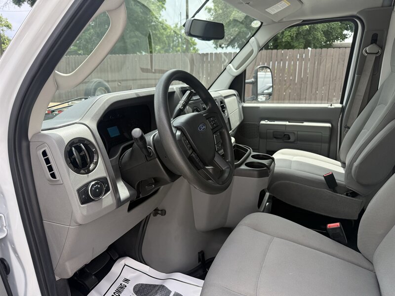 2023 Ford E-350 SD - Photo 22 - Nashville, TN 37210