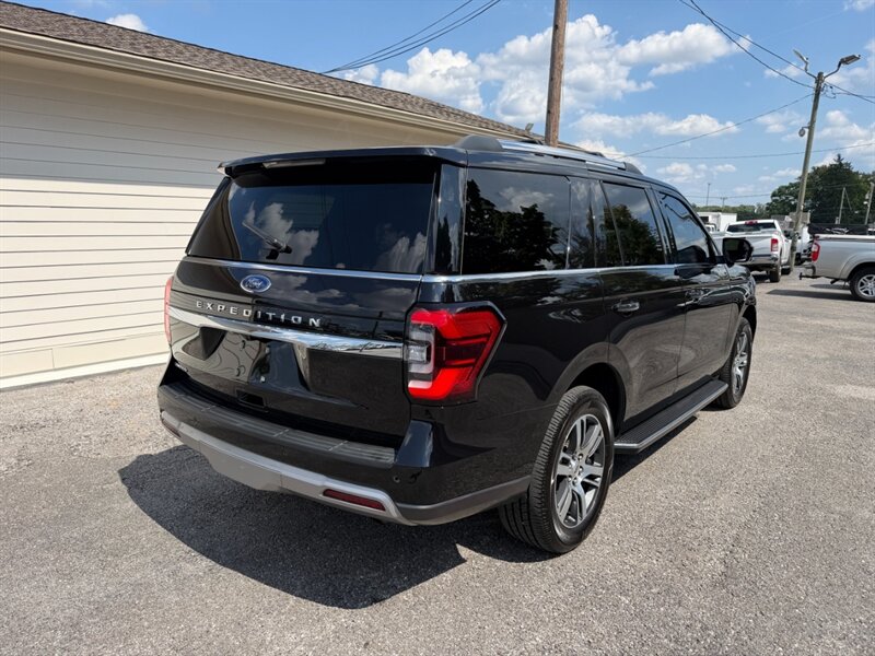 2022 Ford Expedition Limited - Photo 10 - Nashville, TN 37210