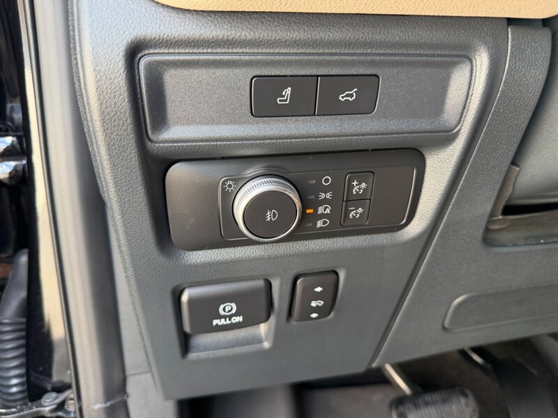 2022 Ford Expedition Limited - Photo 36 - Nashville, TN 37210